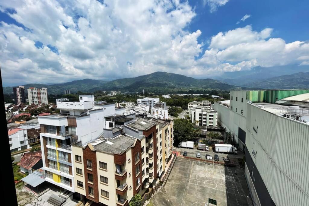 Comodo Apartamento Con Excelente Ubicacion Armenia  Luaran gambar